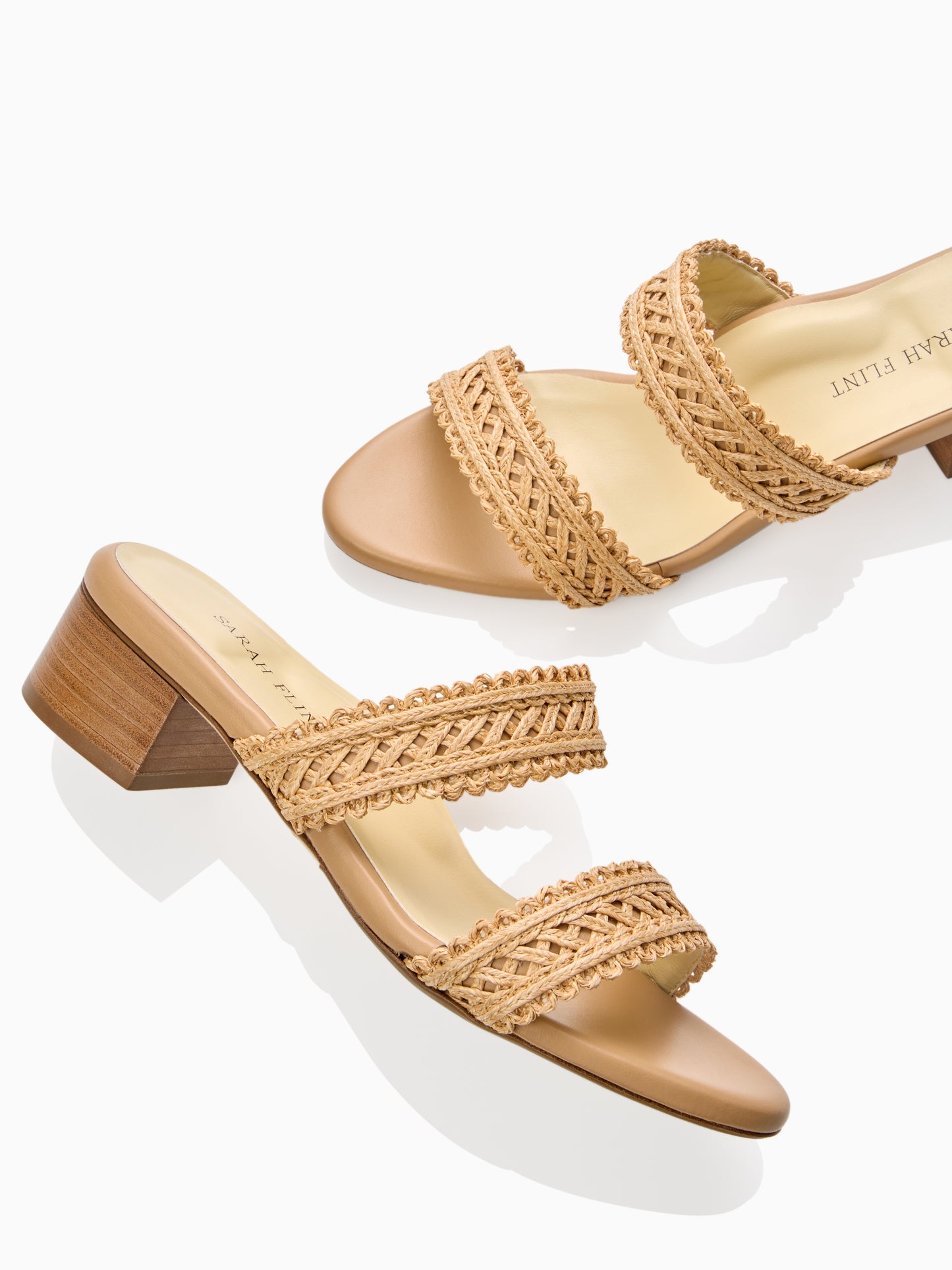 Perfect Laura 30 in Almond Raffia