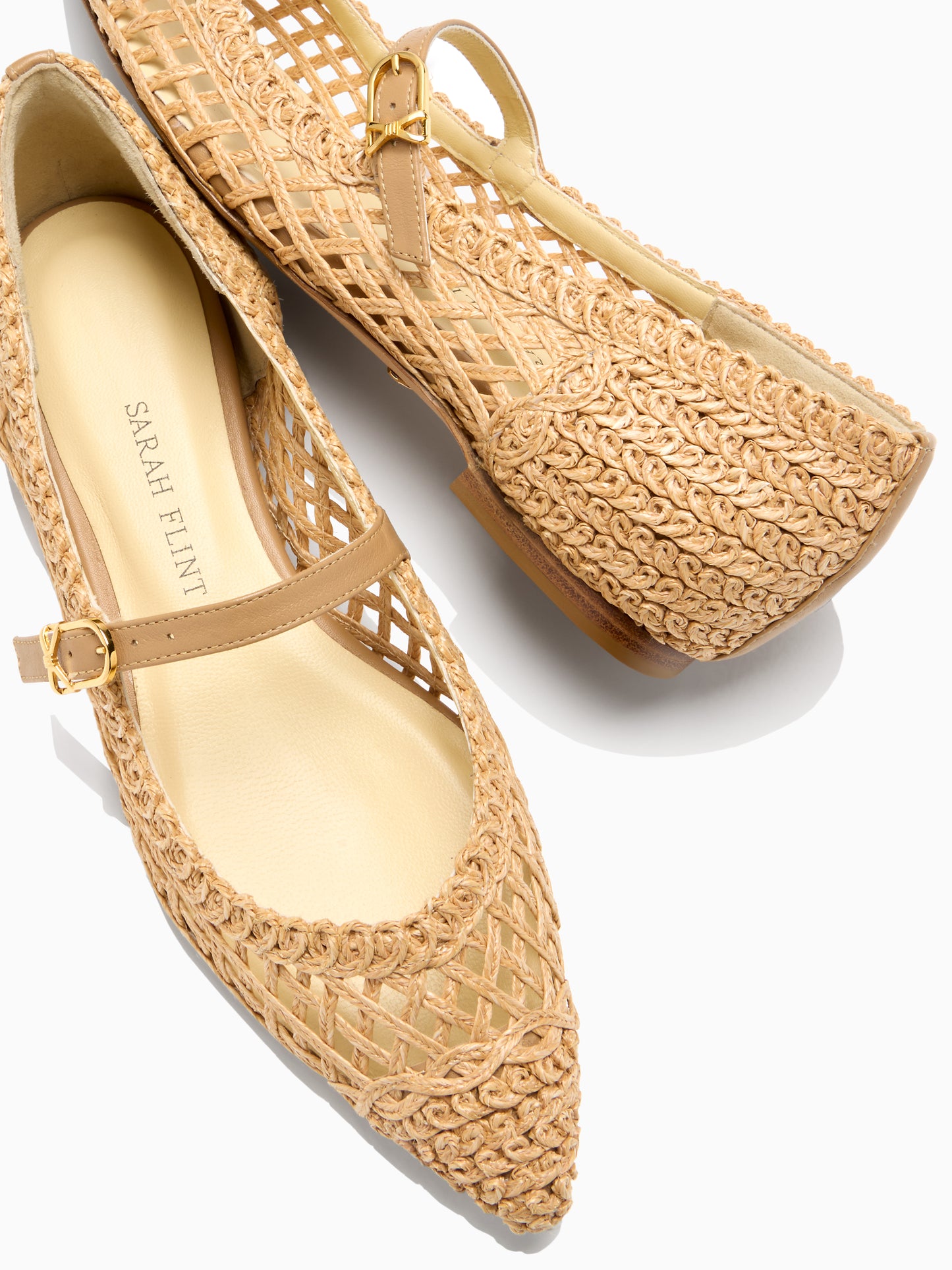 Runi in Almond Raffia