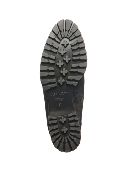 Perfect Elizabeth 35 in Black Crosta