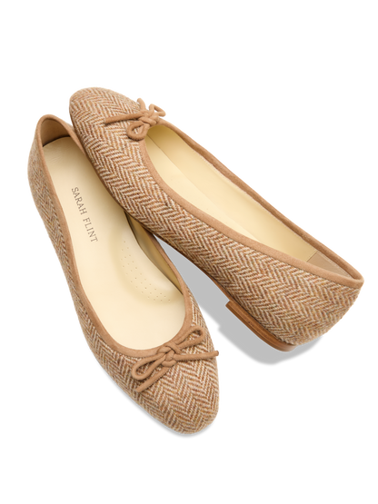 Perfect Ballet Flat in Light Mocha Wool